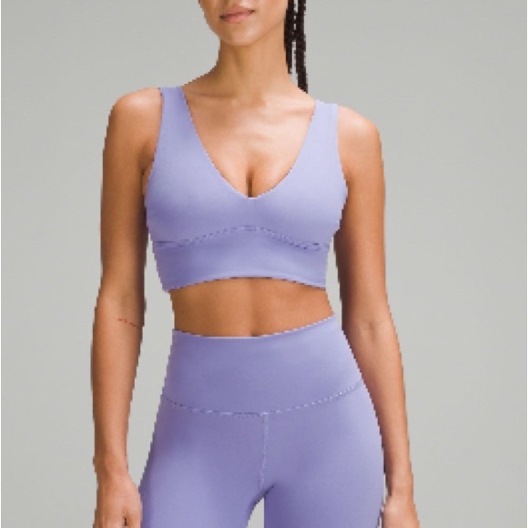 Lululemon sports bra - Picture 1 of 3